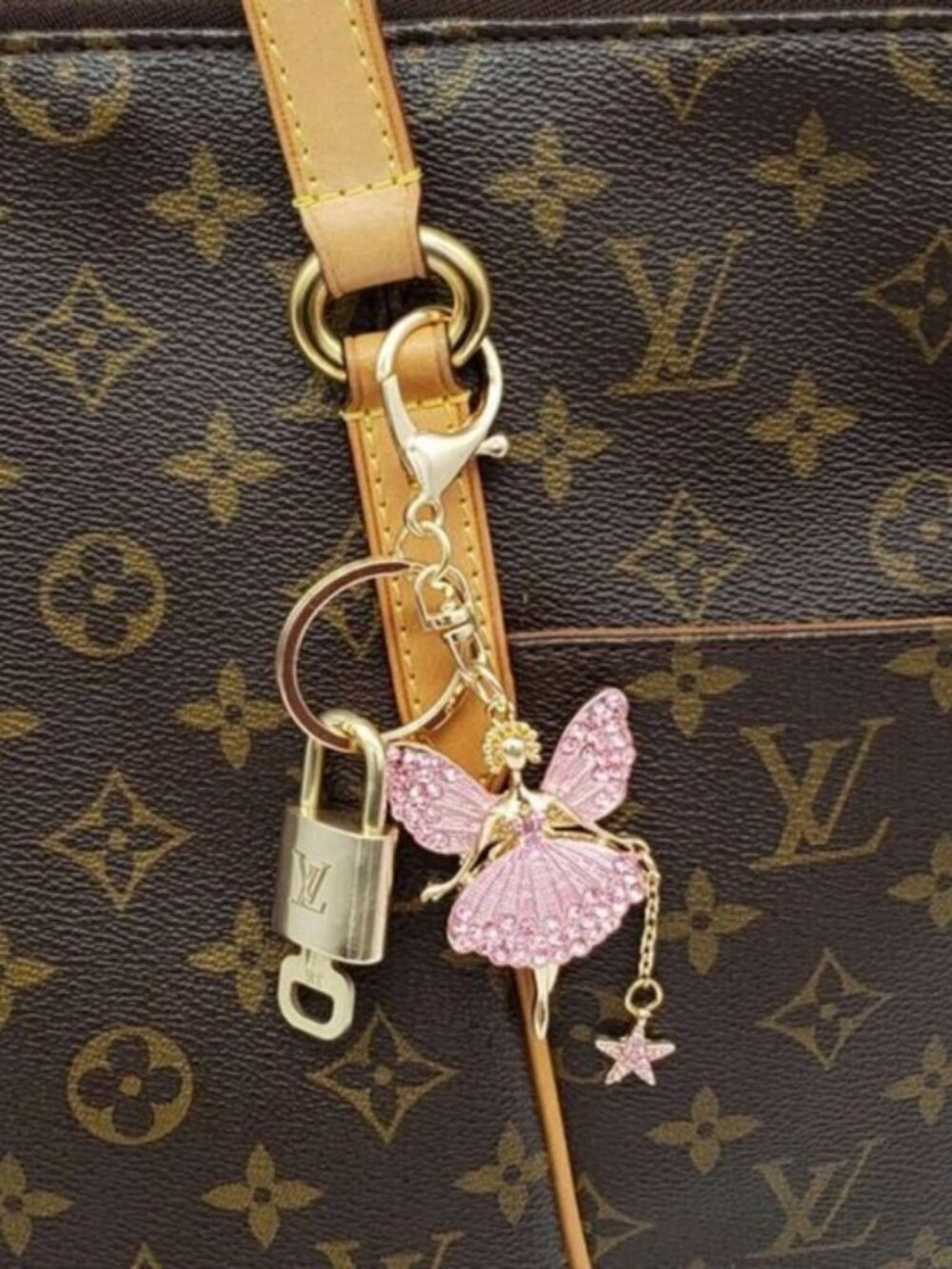 LV Gold Padlock & Key 🔒 Authentic Louis Vuitton Bag Unbranded Fairy Charm - Picture 2 of 7